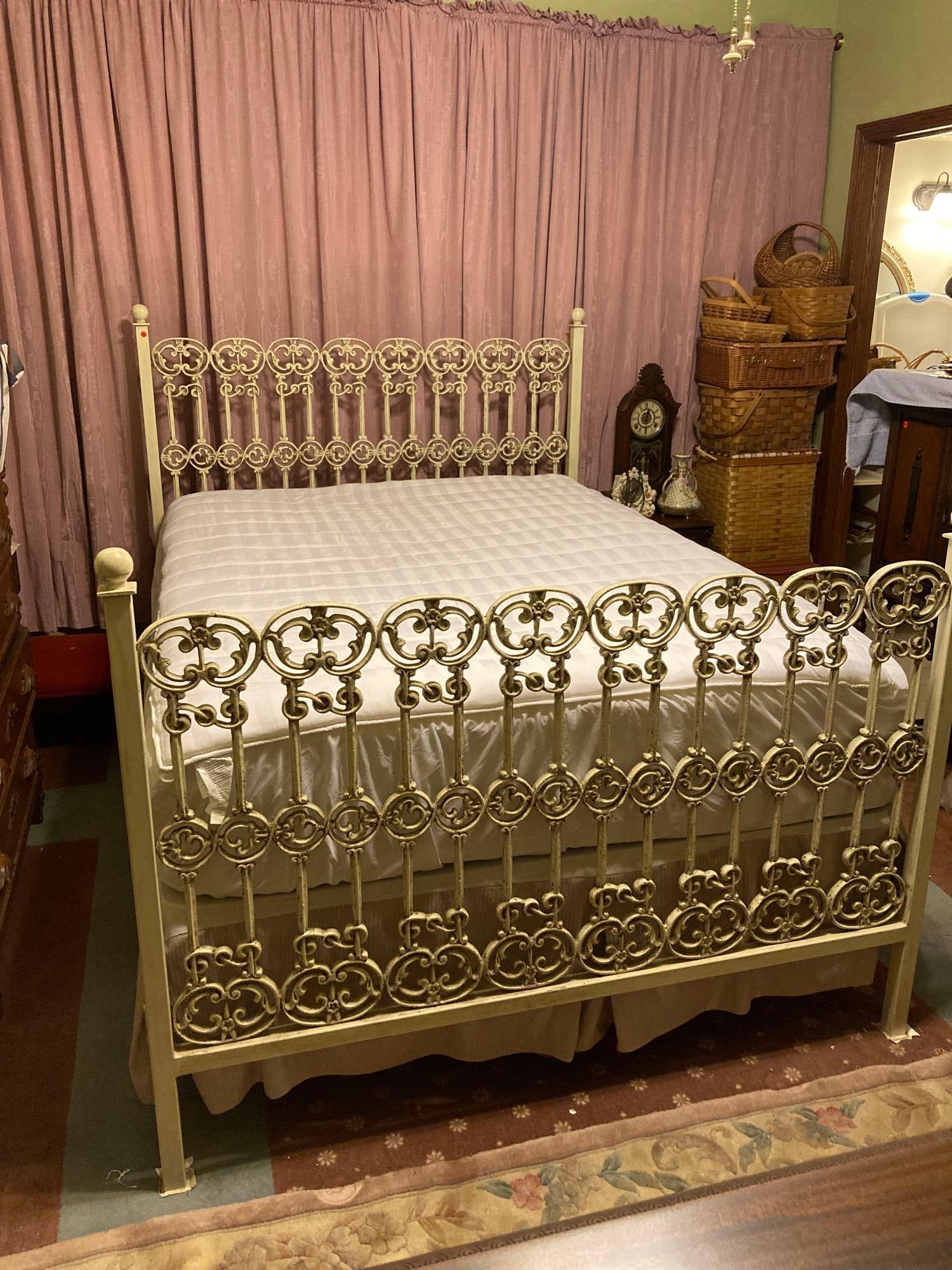 NEWER QUEEN SIZE METAL BED (1 of 3)