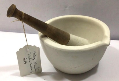 STANDARD TRENTON MORTAR AND PESTLE