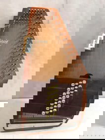 OSCAR SCHMIDT AUTOHARP