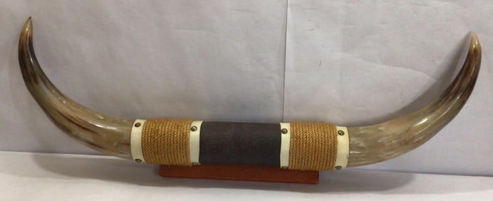 32.5" MOUNTED STEER HORNS