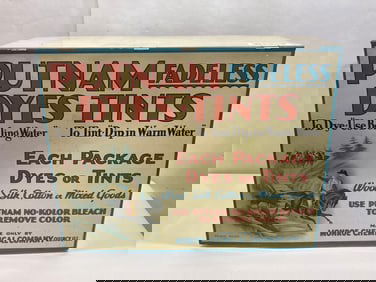 1930s PUTNAM DYE CABINET