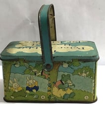 1930s PETER RABBIT TIN LUNCH BASKET