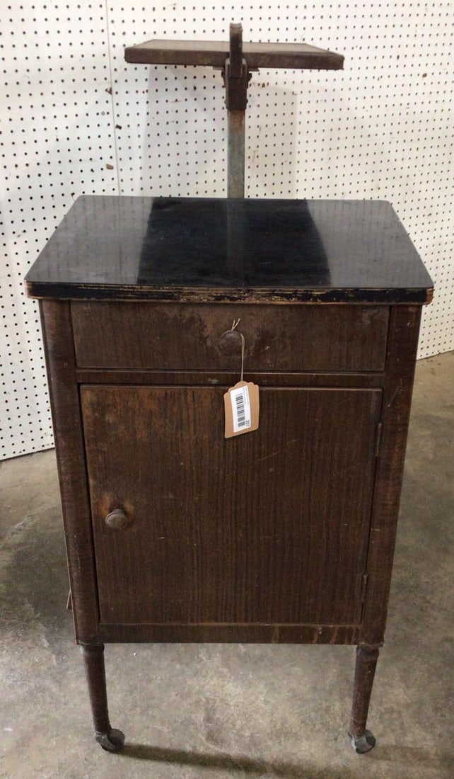 METAL MEDICAL CABINET/ SURGICAL TRAY (1 of 7)