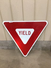SST YIELD SIGN