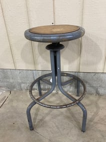 INDUSTRIAL SPINNING STOOL