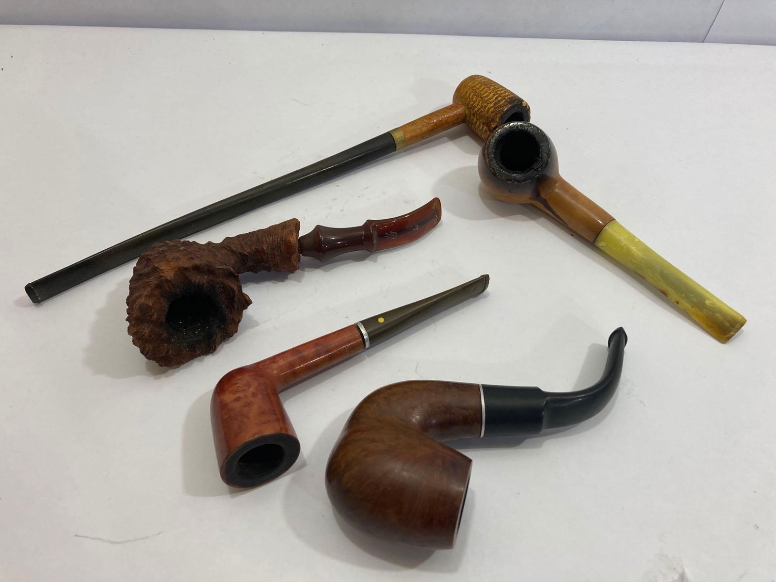 5 PIECE TOBACCO PIPE LOT (1 of 5)