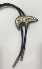 STERLING NAVAJO INDIAN BEAR TOTEM BOLO TIE