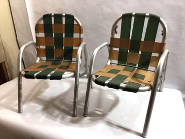 MID CENTURY CHILD SIZE ALUMINUM LAWN CHAIRS