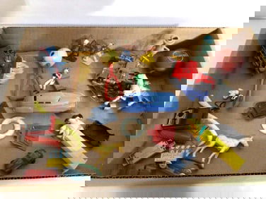 PLASTIC AND METAL CHILDRENS TOYS