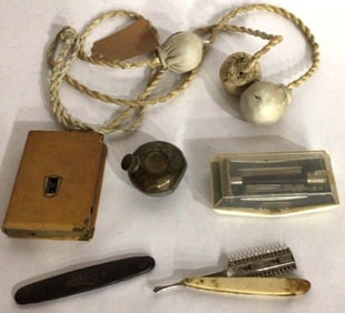 THROWING WEAPONS, STRAIGHT RAZORS, BANK AND BRASS POWDER TIN