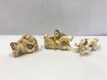 HAND CARVED NATURAL MATERIAL JAPANESE EROTIC NETSUKE