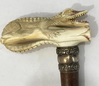 HAND CARVED CROCODILE CANE