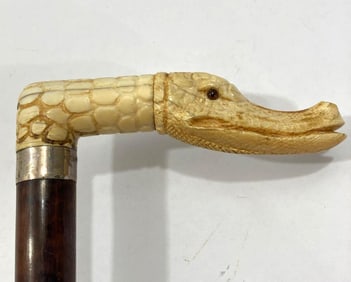 HAND CARVED CROCODILE HEAD CANE