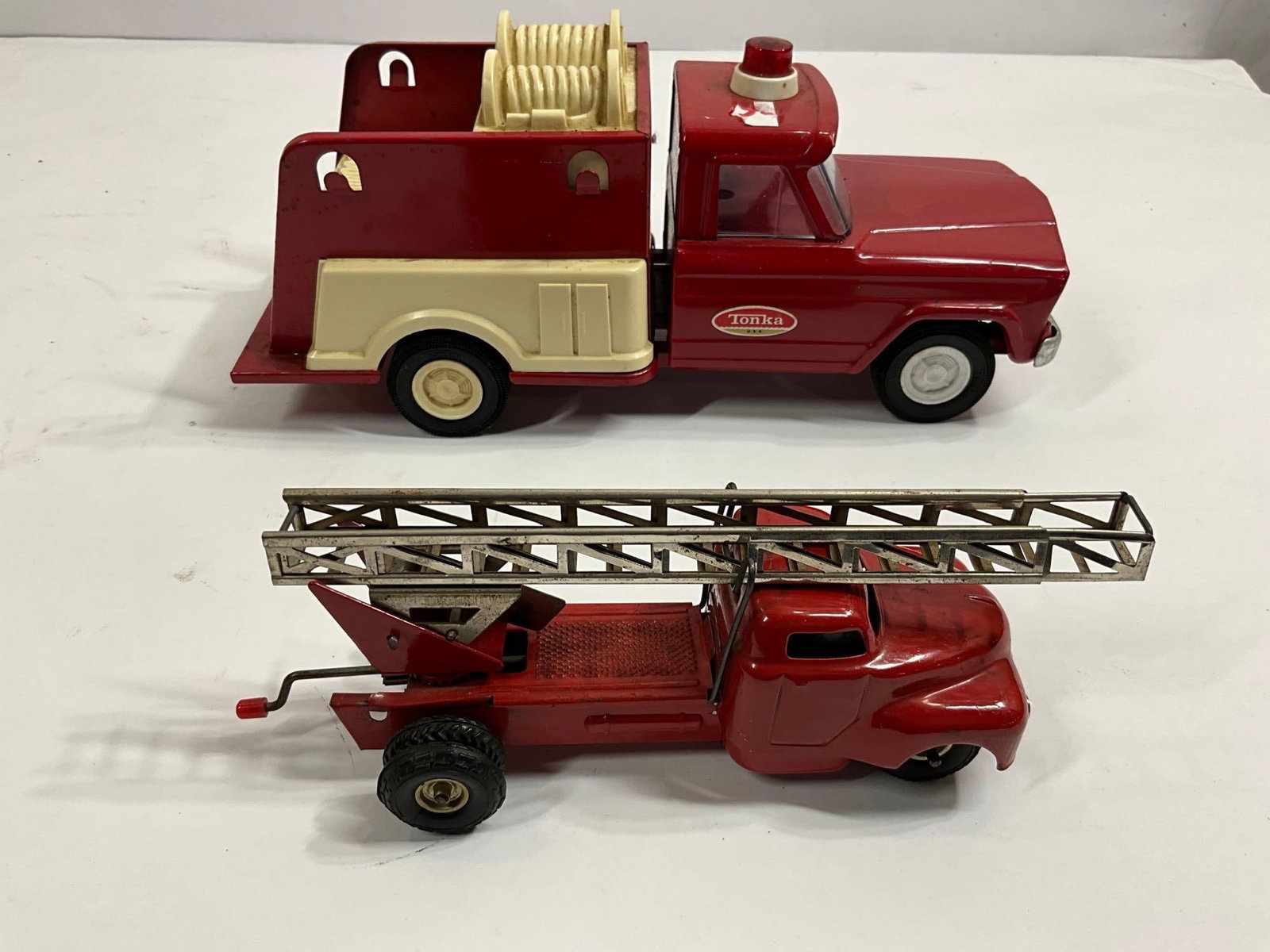 TONKA AND GERMAN TRUCKS: TONKA FIRE TRUCK, NO LADDERS. TIN KCO WESTERN GERMANY FIRETRUCK,