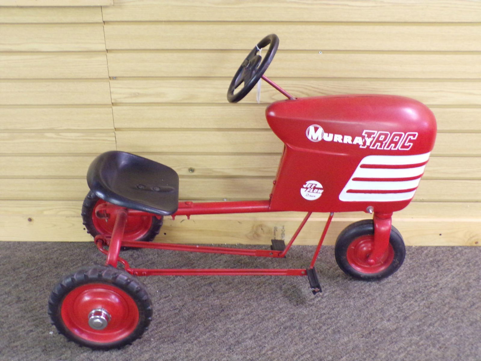 VINTAGE MURRAY TRAC JET FLOW DRIVE NF PEDAL TRACTOR (1 of 7)