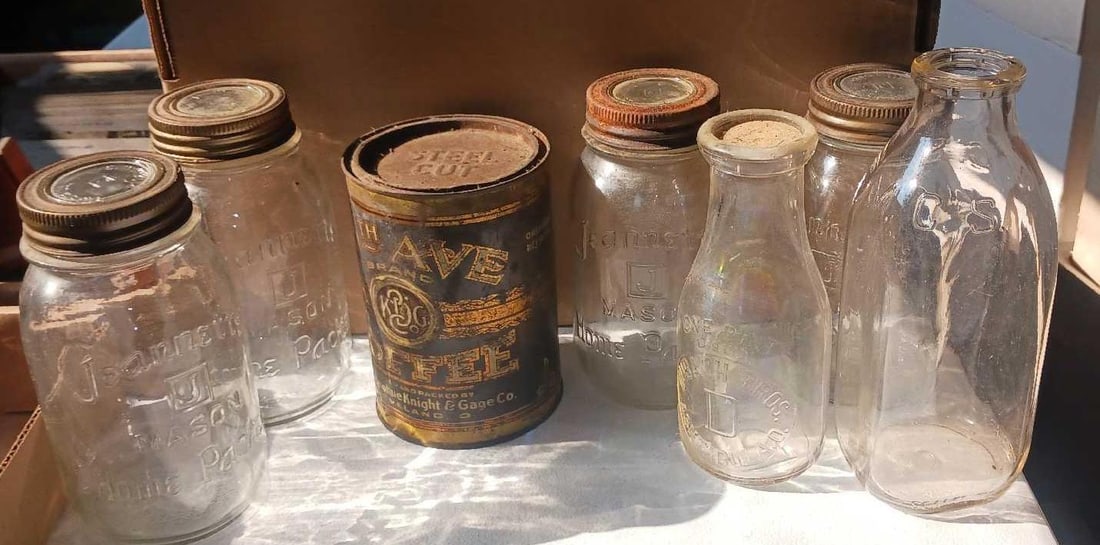 MILK BOTTLES AND EARLY JARS (1 of 6)