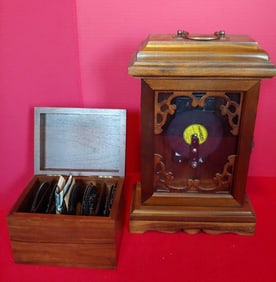 THORENS AUTOMATIC MUSIC BOX WITH DISCS