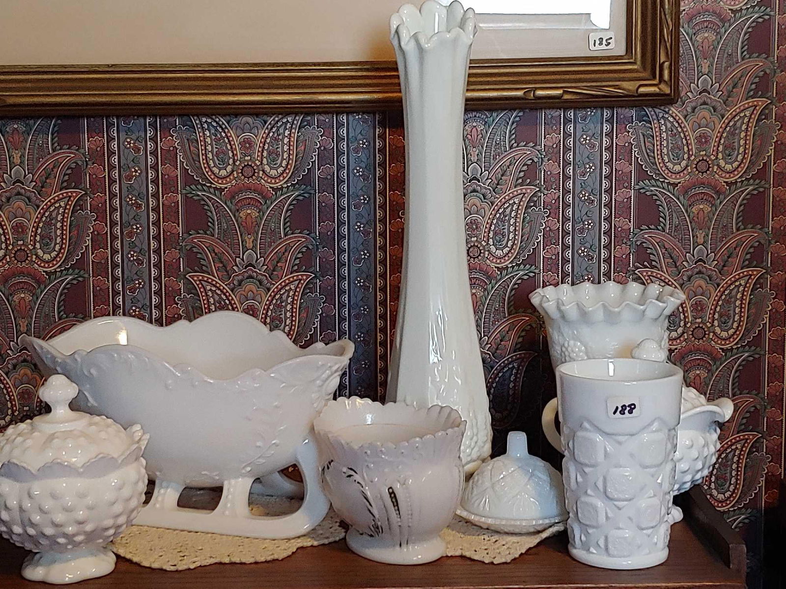 WHITE FARMHOUSE MILK GLASS (1 of 5)