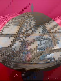 ASIAN SLAG GLASS LAMP