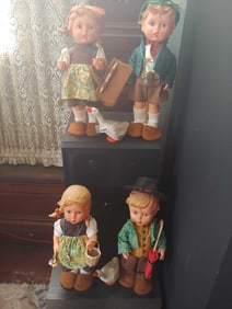 GOEBEL HUMMEL AUS DEM HAUSE VINYL RUBBER DOLLS INC. 2 SETS