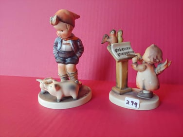 GOEBEL HUMMEL FIGURINE LOT OF 2