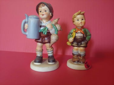 GOEBEL HUMMEL FIGURINE LOT OF 2