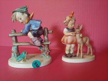 GOEBEL HUMMEL FIGURINE LOT OF 2 WITH ONE SIGNED