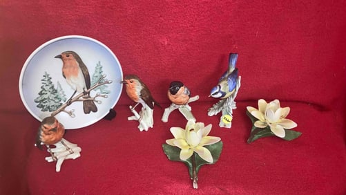 GOEBEL HUMMEL FIGURAL BIRDS ON BRANCH, PICTORIAL PLATE AND CAPODIMONTE FLORAL CANDLE HOLDERS LOT OF 
