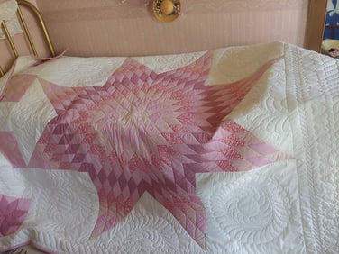 HAND STITCHED STAR PATCHWORK QUILT MADE BY MARY ELLEN BRICKER 1992