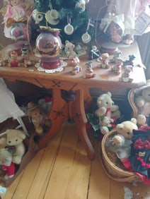 HAND CARVED ORNATE  PARLOUR TABLE