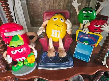 M&M'S CANDY DISPENSERS, TEA POT AND MORE