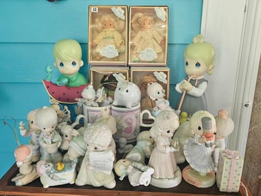 PRECIOUS MOMENTS RETIRED FIGURINE LOT INC. DOLLS, FIGURINES, MUGS AND MORE