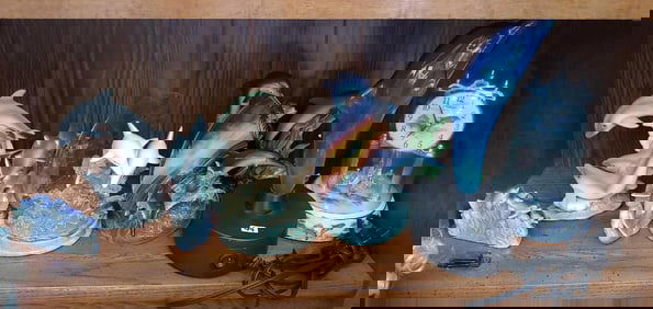 COLLECTIBLE DOLPHIN FIGURAL STATUE, FIGURINE, CLOCK AND LIGHTED FIXTURE LOT