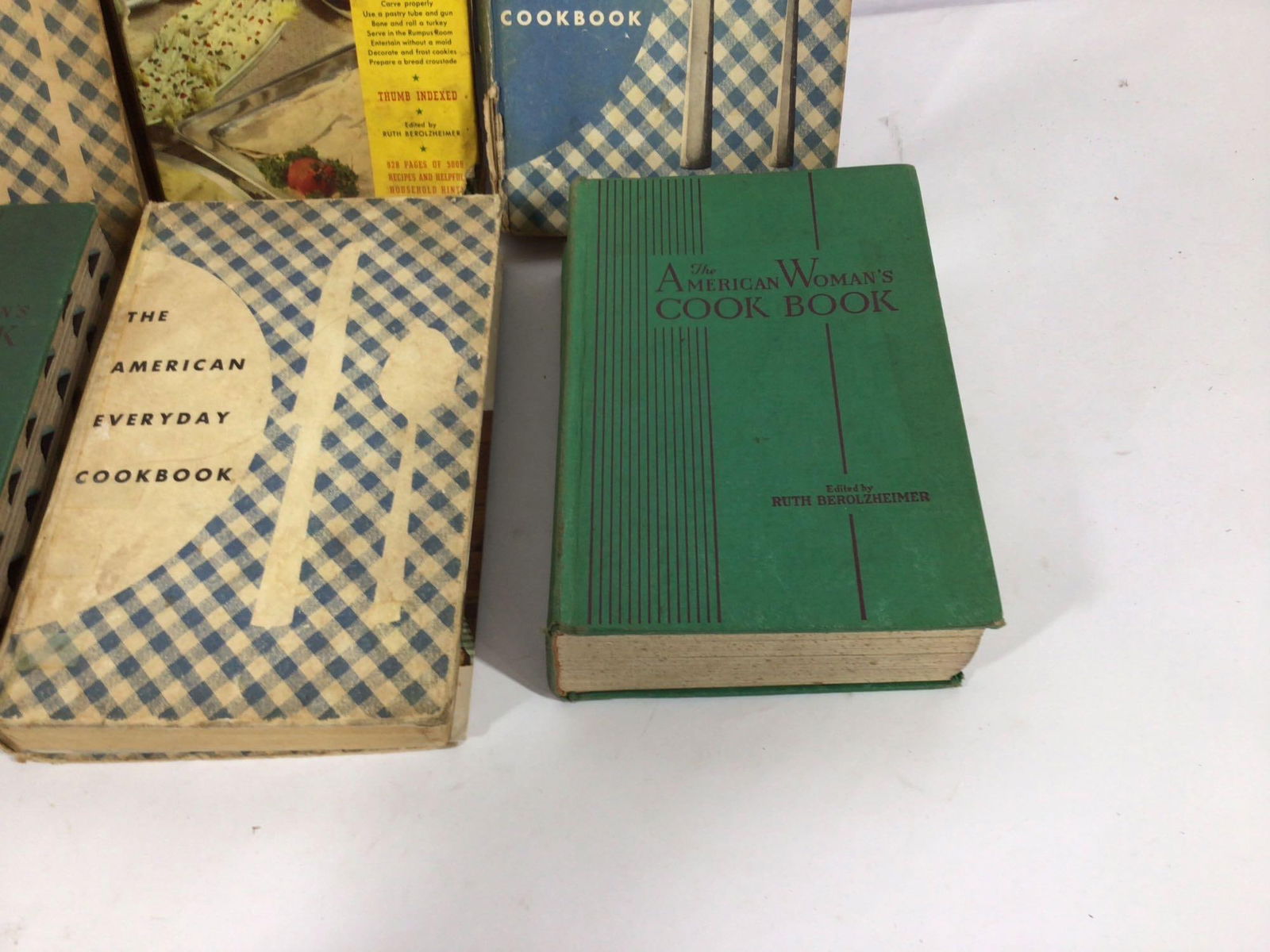 THE AMERICAN EVERYDAY COOKBOOK COLLECTION (1 of 3)