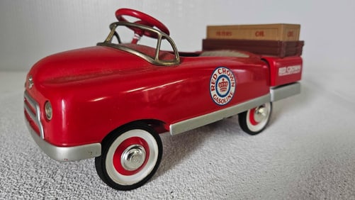 RED CROWN GASOLINE CONVERTIBLE 1948 STAKE TRUCK
