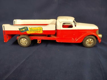 BUDDY L REPAIR IT PRESSED STEEL TOW TRUCK