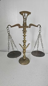 BRASS CHERUB BALANCE SCALE