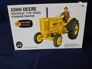 ERTL JOHN DEERE INDUSTRIAL 720 WF STANDARD TRACTOR IND. YELLOW TWO CYLINDER CLUB
