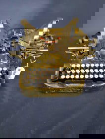 OLIVER STANDARD VISIBLE TYPEWRITER
