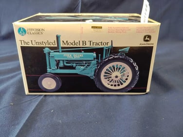 ERTL PRECISION CLASSICS NO. 24 JOHN DEERE UNSTYLED MODEL B TRACTOR