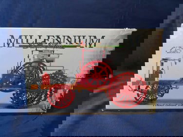 ERTL MILLENNIUM FARM CLASSIC FROELICH GASOLINE TRACTOR BATTERY-OP