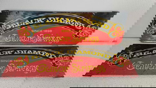 METALINE PRODUCTS CO. BLACK DIAMOND GUITAR STRINGS DISPLAY RACK SST SIGNS