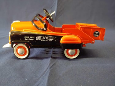 KIDDIE CAR CLASSICS 1955 MURRAY SAND AND GRAVEL CHAIN DRIVE DUMP TRUCK