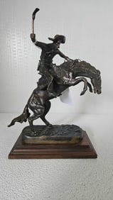 BRONCO BUSTER BRONZE STATUE