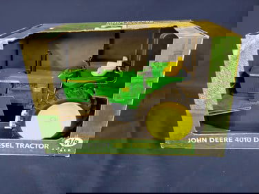 ERTL JOHN DEERE 4010 DIESEL NF 1/8 SCALE 40TH ANNIVERSARY EDITION TRACTOR