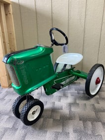 ***RARE*** MUSTANG PEDAL TRACTOR FARM MACHINERY COLLECTIBLE
