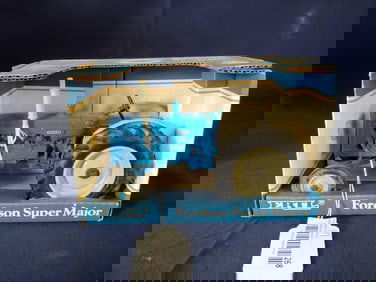 ERTL FORDSON SUPER MAJOR SPECIAL EDITION WF TRACTOR