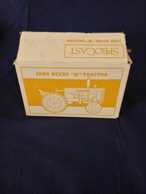 SPECCAST JOHN DEERE MODEL M WF JD DUBUQUE 1947-1997 GOLD EDITION TRACTOR