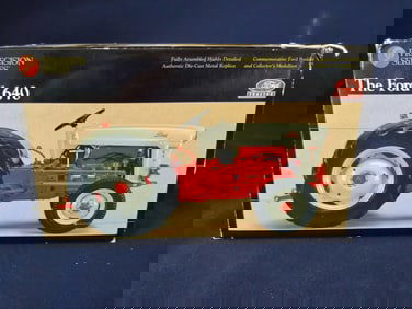 ERTL FORD 640 PRECISION SERIES NO. 8 HD WF TRACTOR