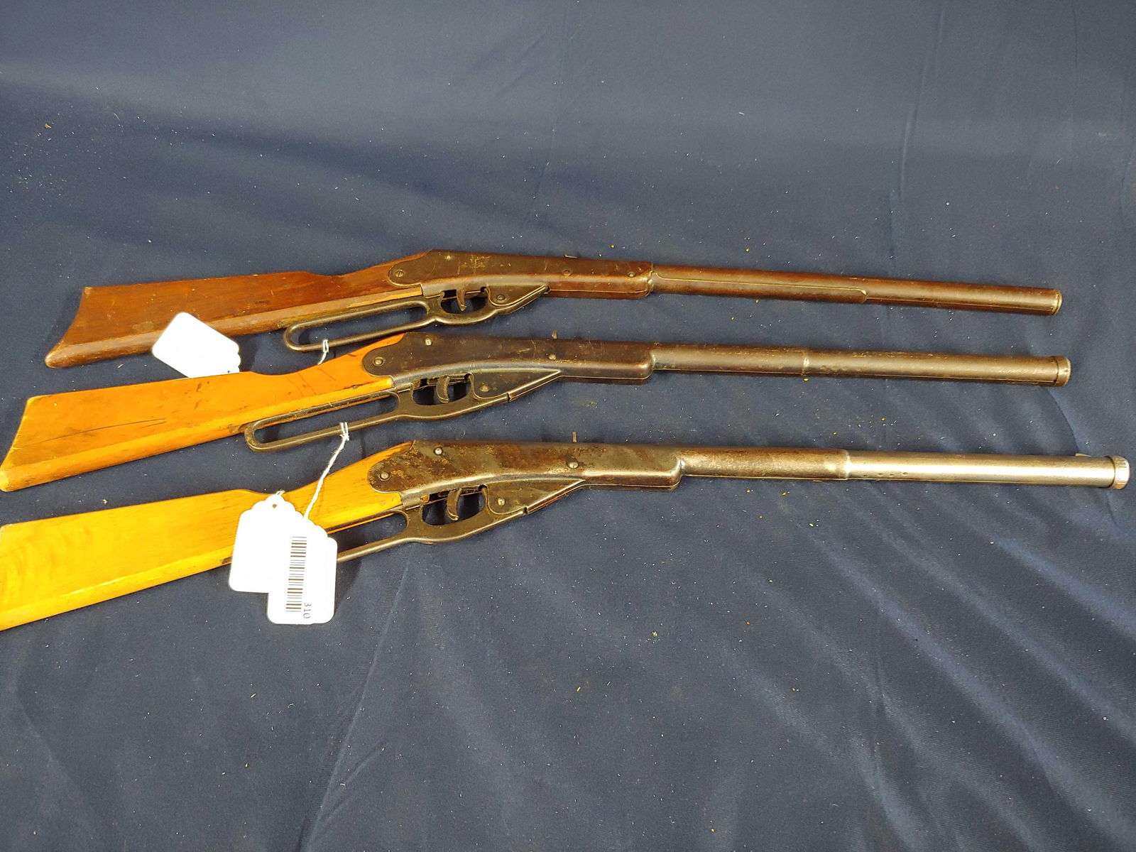 LOT OF 3 DAISY BB GUNS (1 of 4)